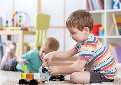 玩具是孩子的影子,如何給孩子挑選玩具呢?樂高為您解憂