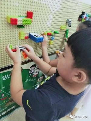 騰飛幼兒園特色課程--有趣的樂高