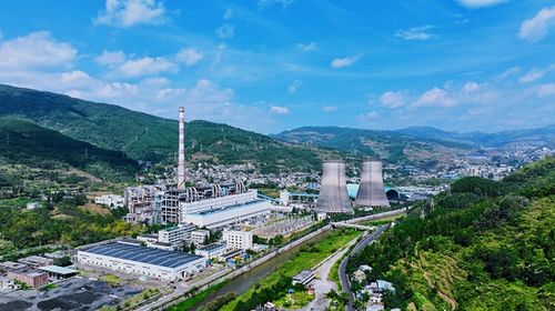 新興產(chǎn)業(yè)集群聚勢 創(chuàng)新驅動后勁十足 六盤水工業(yè)駛向 新賽道